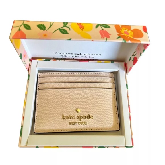 KATE SPADE Card Holder in Gift Box - Picture 2 of 5